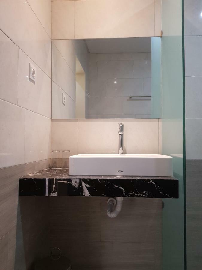 קוטה לומבוק Praba Guesthouse מראה חיצוני תמונה