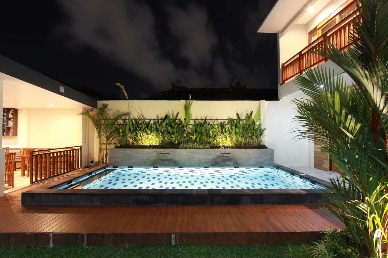 קוטה לומבוק Praba Guesthouse מראה חיצוני תמונה